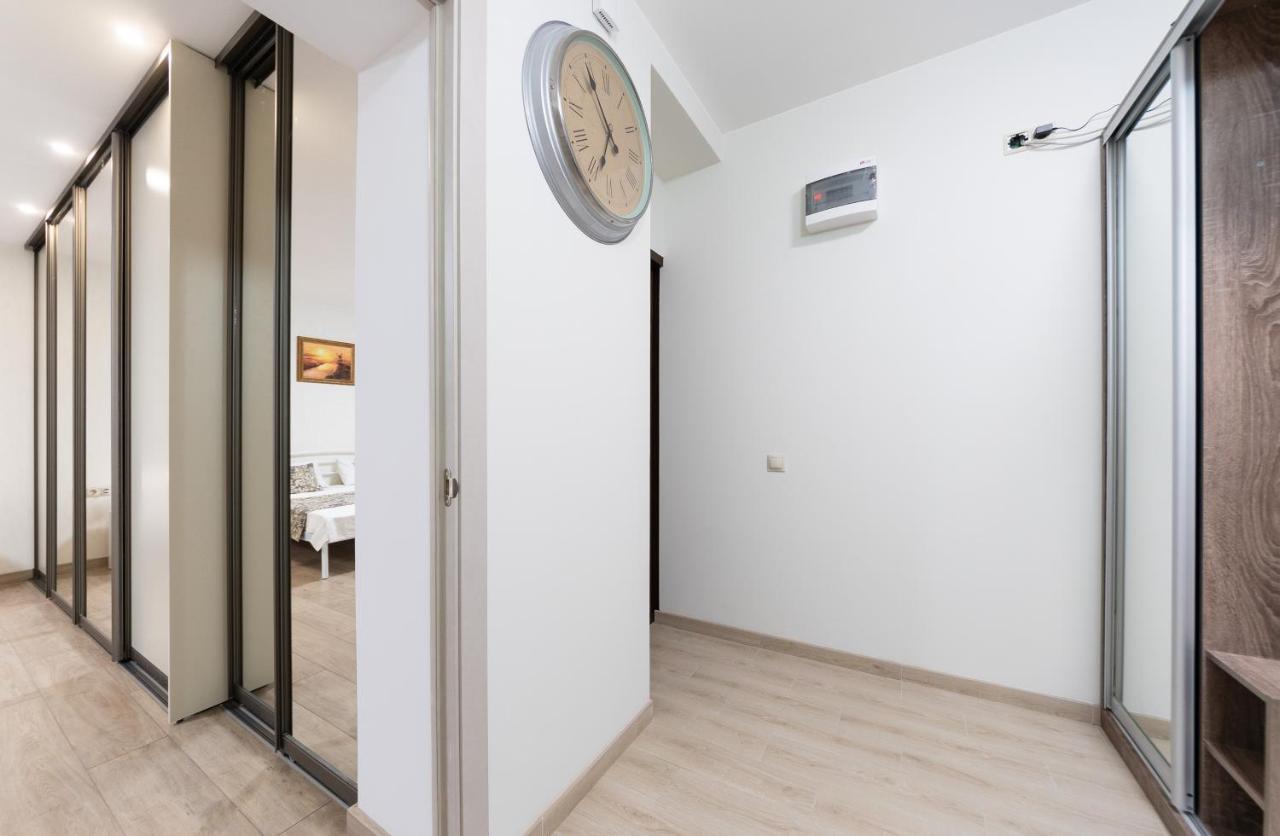 Apartments Riviera,20 Минут От Центра Kiev Luaran gambar