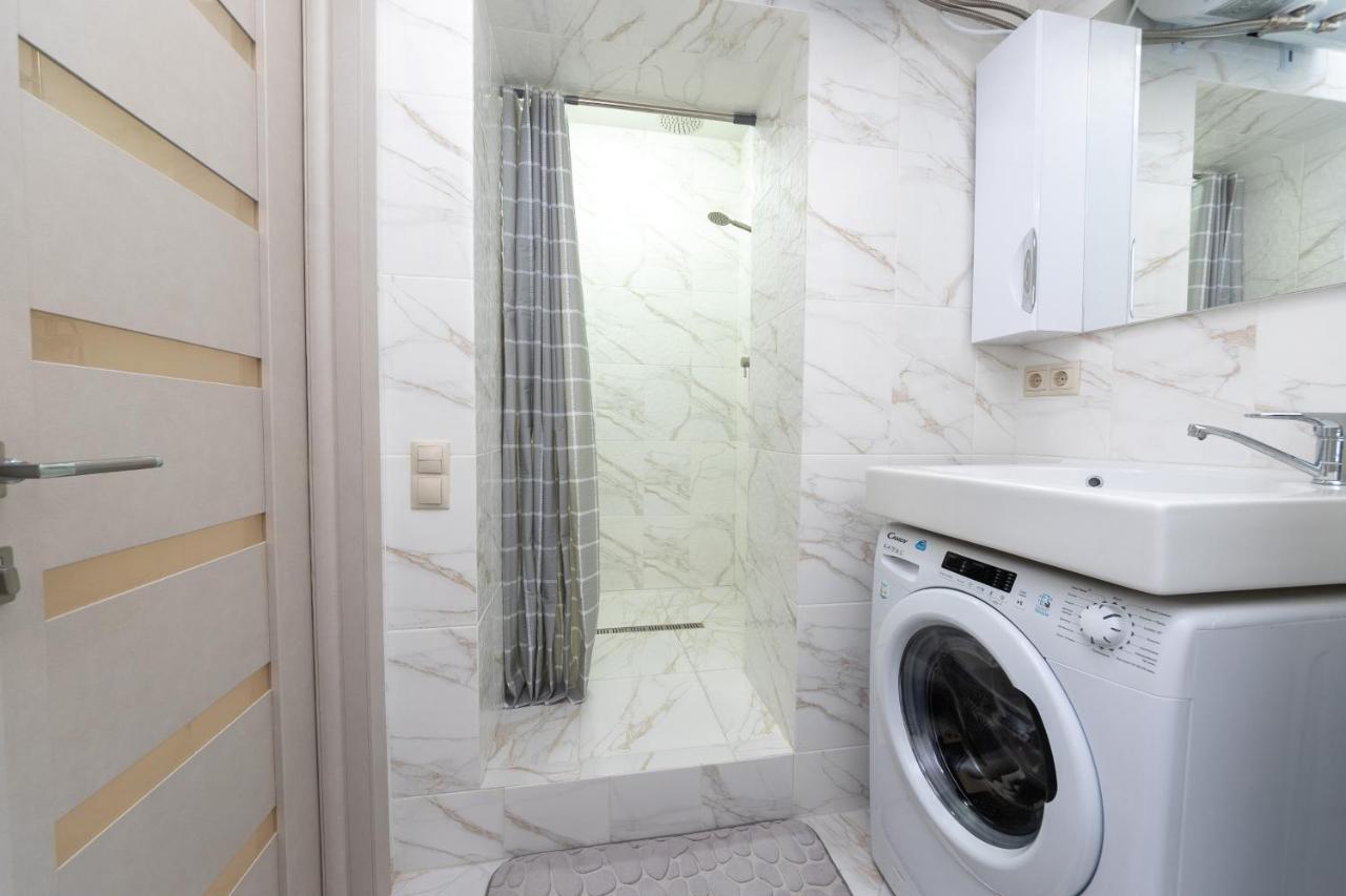 Apartments Riviera,20 Минут От Центра Kiev Luaran gambar